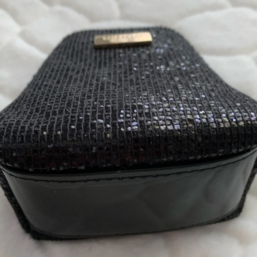 Kate Spade Clifton Lane Penguin Coin Purse - Picture 5 of 8